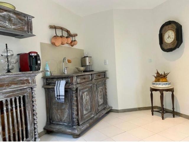 La Cactee Singuliere Bed & Breakfast Beziers Exterior photo